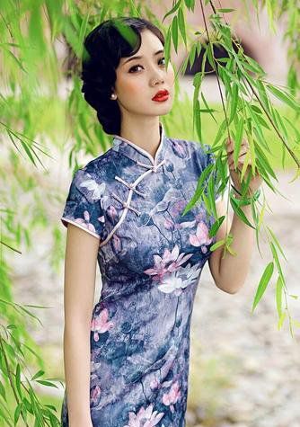 东北理发师广东女友个人秘密视频流出 下铺睡觉的地方上主动上位狂亲热