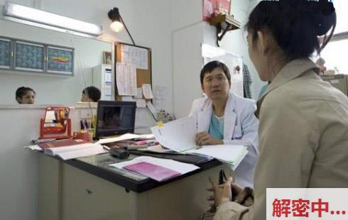西安街头麻辣烫邂逅 英国22万粉丝博主寻访约会中国女生 酒店悄悄话视频外网疯传